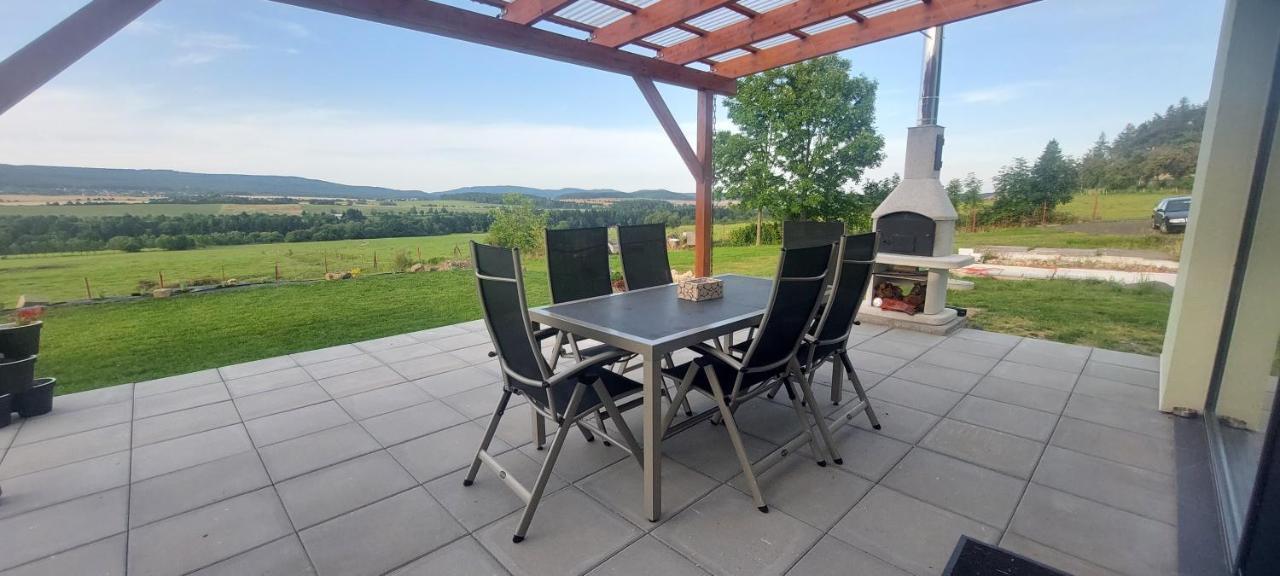 הוילה Příbram Panorama House Brdy מראה חיצוני תמונה